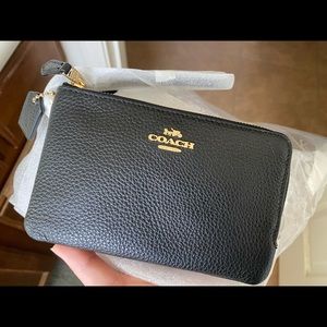 Coach Double Corner Zip Wristlet